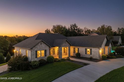 245 Virginia Trl, Jefferson City, MO, 65109-6960 | Card Image