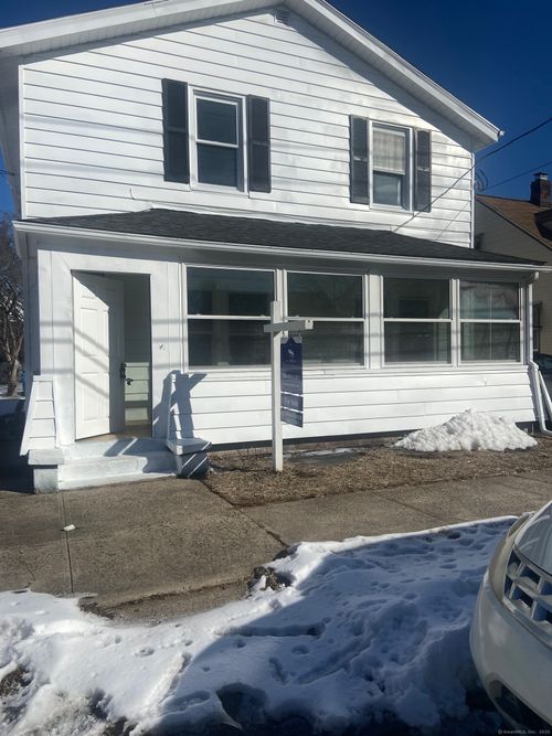 43 Whiting St, Hamden, CT, 06514-4926 | Card Image