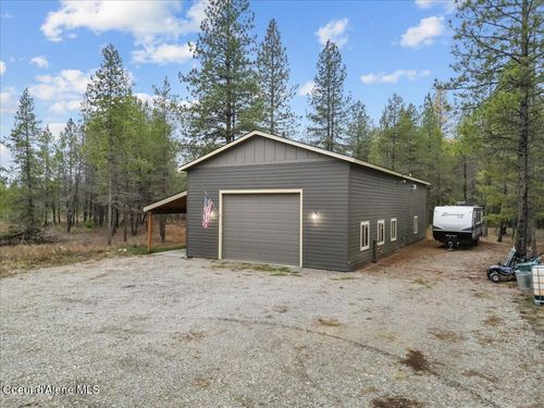 172 Wyatt Ln, Spirit Lake, ID, 83869-5081 | Card Image