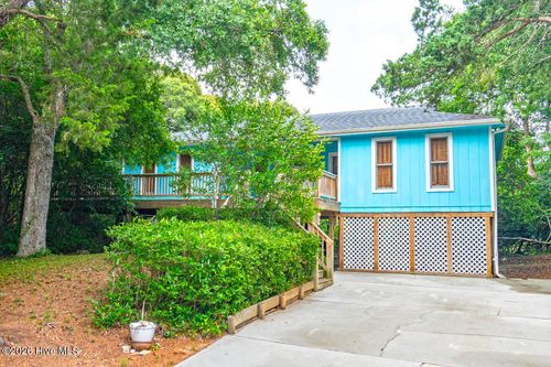 112 James Dr, Emerald Isle, NC, 28594-3017 | Card Image