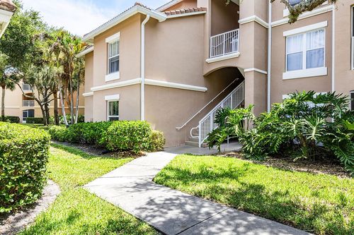 f101-5060 Fairways Cir, Vero Beach, FL, 32967-7445 | Card Image