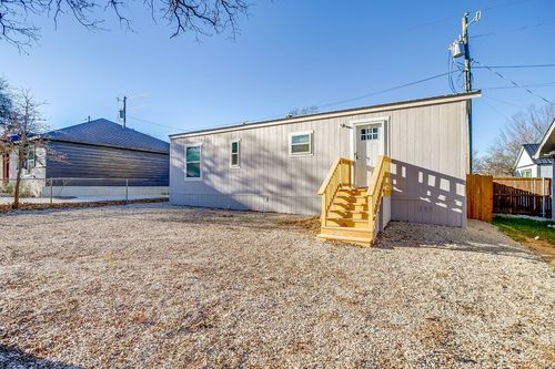 104 Red Oak St, Alvarado, TX, 76009-7153 | Card Image