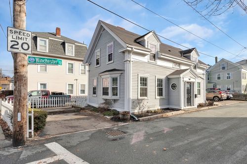 2-2 Winchester Court, Gloucester, MA, 01930 | Card Image