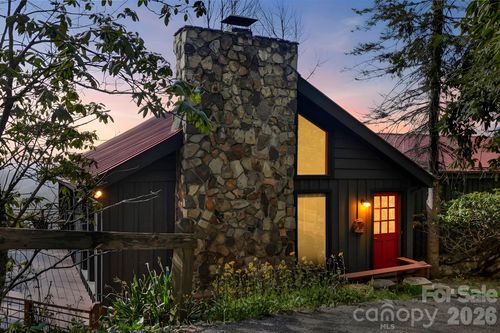 339 Granny Lewis Ln, Mars Hill, NC, 28754-5711 | Card Image