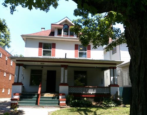 958 W William St, Decatur, IL, 62522-2332 | Card Image