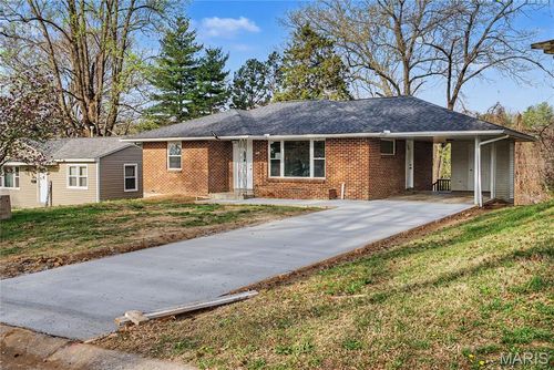 1635 N Spanish St, Cape Girardeau, MO, 63701-7050 | Card Image