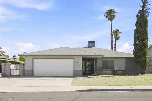7717 Aplin Ave, Las Vegas, NV, 89145-4970 | Card Image