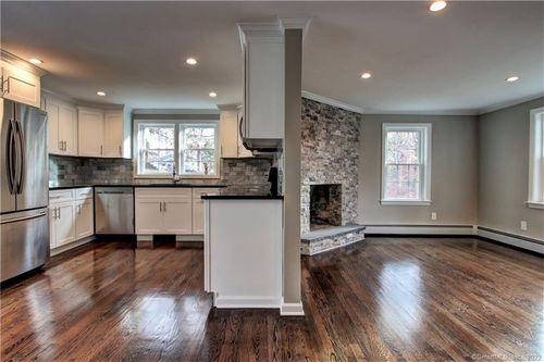 29 Horseshoe Dr, Danbury, CT, 06811-3736 | Card Image