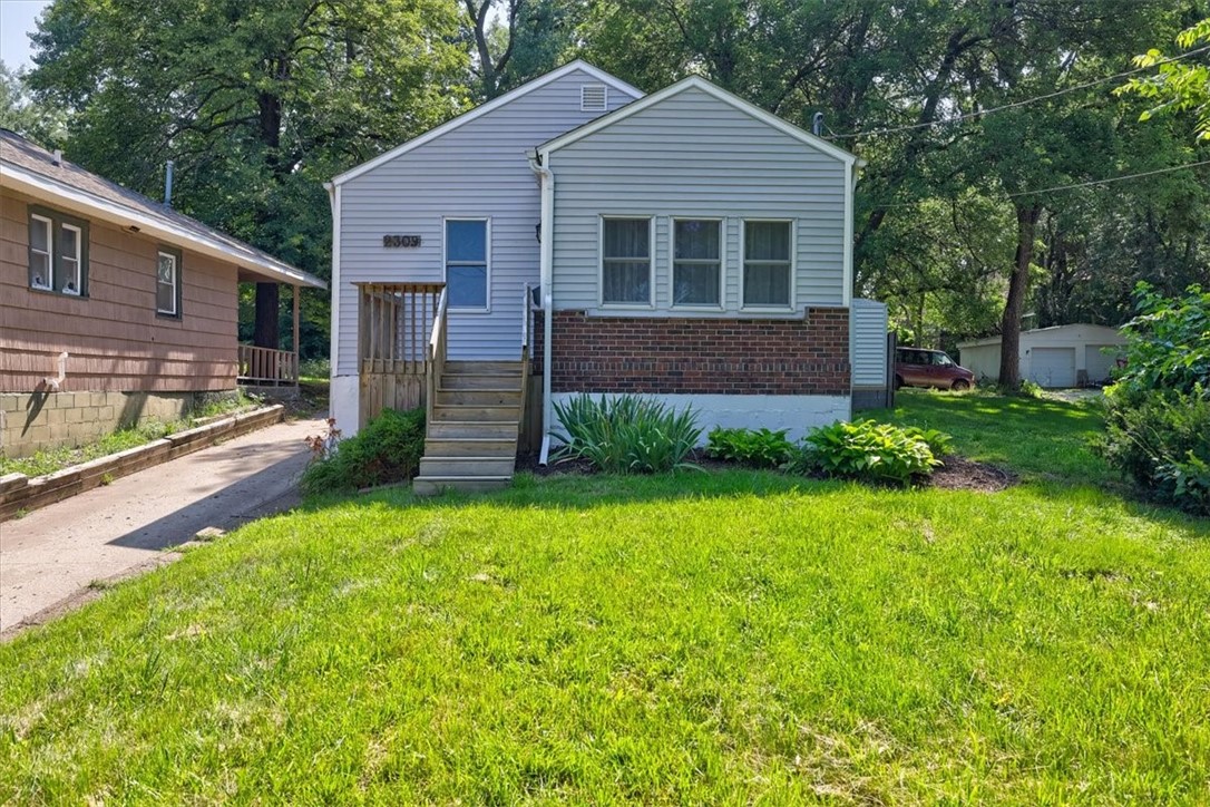 Saylor Rd, Des Moines, IA 50313