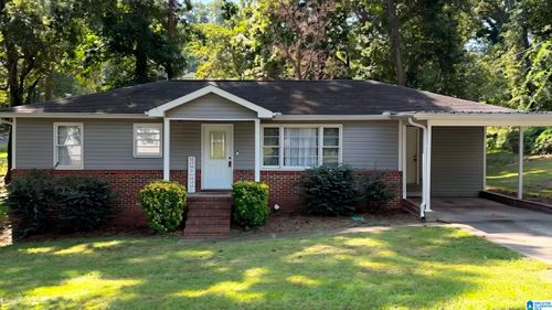 704 Parker Blvd, WEAVER, AL, 36277-4027 | Card Image