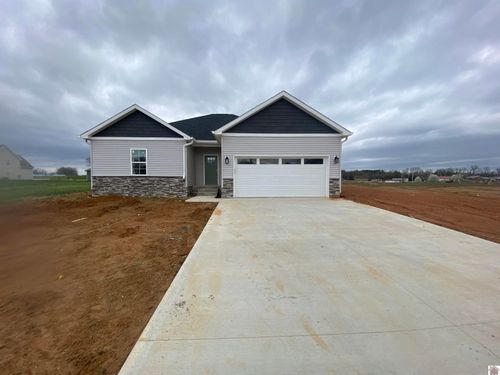 43 Fieldstone Cir, Cadiz, KY, 42211-7301 | Card Image