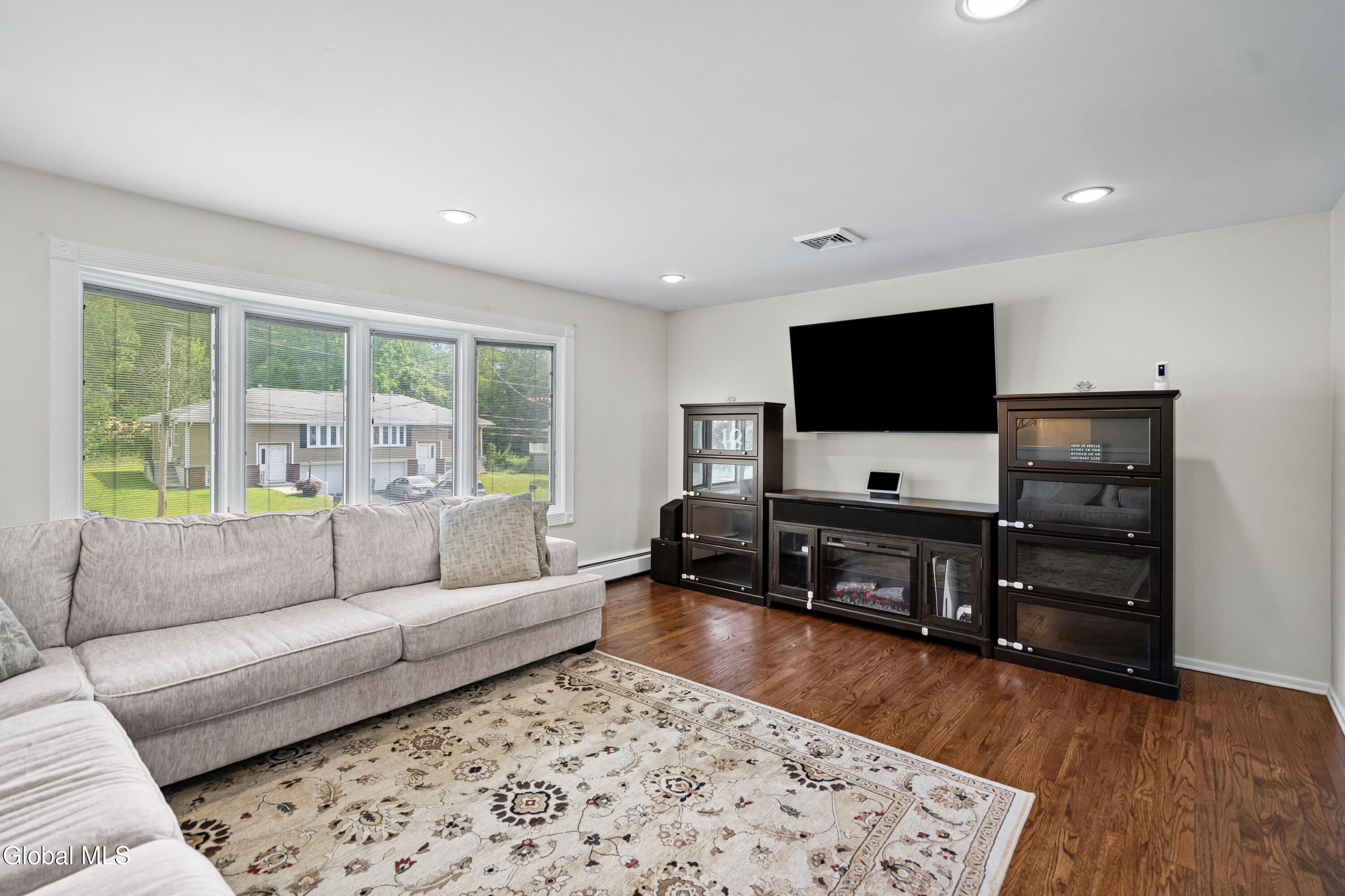 Residential in Colonie 5