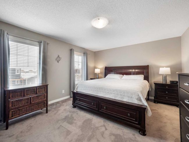 12 Yorkstone Heath Sw, Home with 4 bedrooms, 2 bathrooms and 4 parking in Calgary AB | Image 16