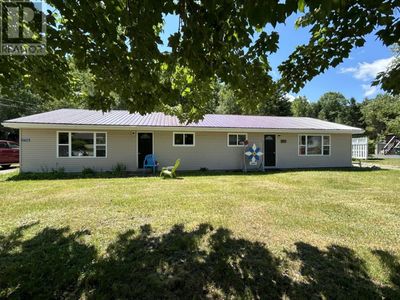 2724 Lovett Rd, Home with 4 bedrooms, 2 bathrooms and null parking in Coldbrook NS | Image 2