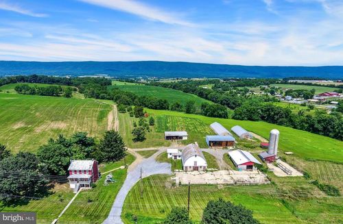 239 Newburg Rd, NEWBURG, PA, 17240-9212 | Card Image