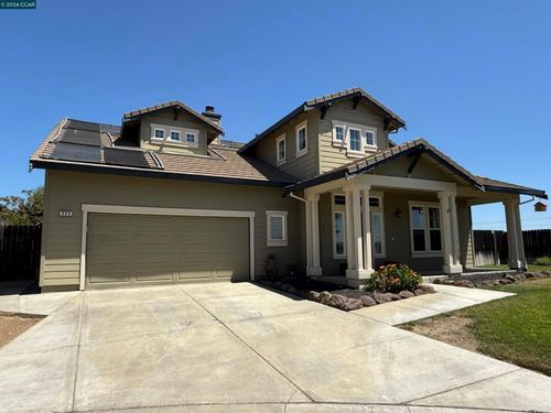 895 Boltzen Ct, Brentwood, CA, 94513-6322 | Card Image