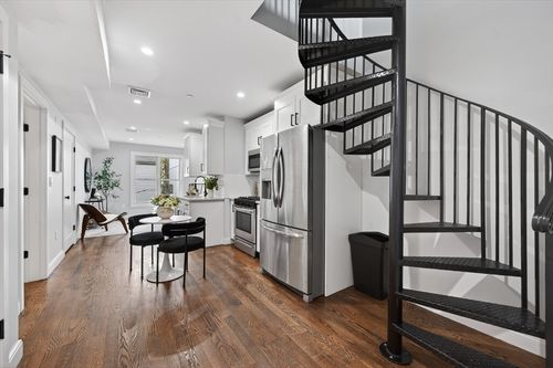 1-221 Paris St, Boston, MA, 02128-5099 | Card Image