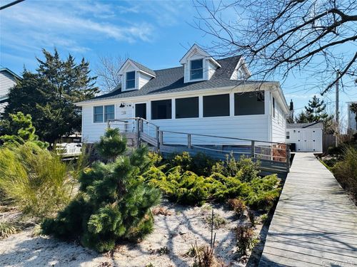 106 Oak Beach Rd, Oak Beach, NY, 11702 | Card Image