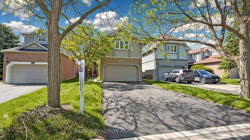 2854 Gulfstream Way, Mississauga, ON, L5N6K3 | Card Image