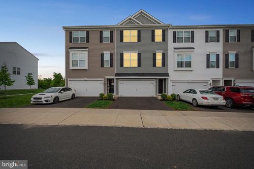 120 Edgewater Ct, QUAKERTOWN, PA, 18951-3111 | Card Image
