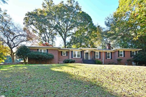 303 Tanglewood Dr, Anderson, SC, 29621-4121 | Card Image