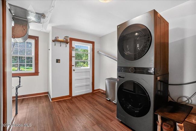 1575 New Scotland Rd, House other with 4 bedrooms, 3 bathrooms and 10 parking in Slingerlands NY | Image 28