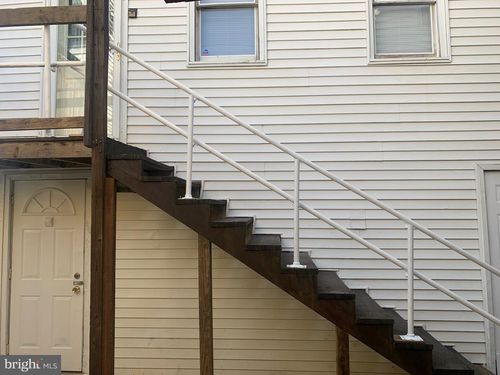 322 W Penn St, Shenandoah, PA, 17976-1514 | Card Image