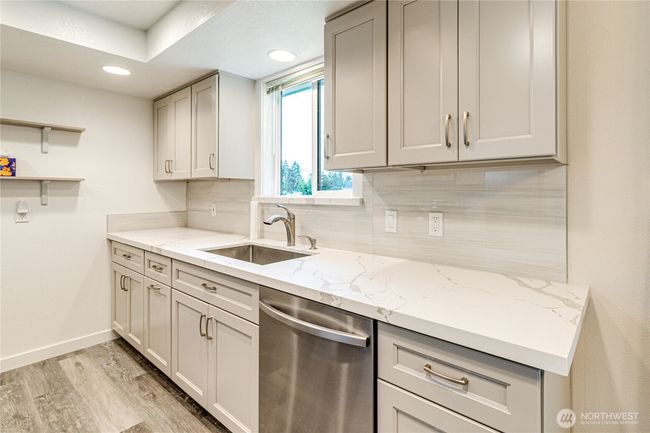 60 Crystal Ct, Condo with 2 bedrooms, 2 bathrooms and null parking in Sequim WA | Image 9