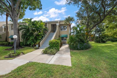 42-10811 Indian Hills Ct, SEMINOLE, FL, 33777-1226 | Card Image