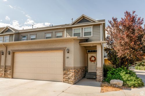 373 E 535 S, Vernal, UT, 84078-3294 | Card Image