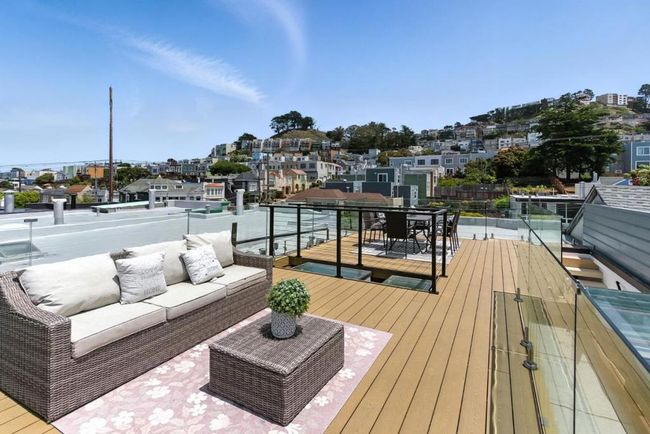 1815 18 Th Ave, House other with 3 bedrooms, 4 bathrooms and 1 parking in San Francisco CA | Image 20