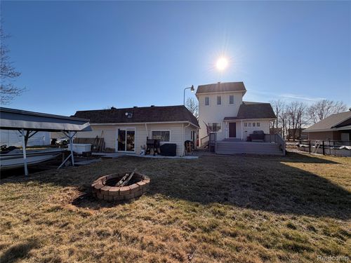 38850 Pardee St, Harrison Twp, MI, 48045-2891 | Card Image