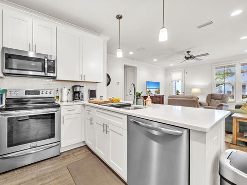 112 Chapman St, Santa Rosa Beach, FL, 32459-8559 | Card Image
