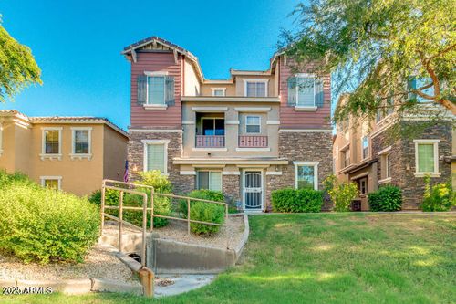 758 N Laguna Dr, Gilbert, AZ, 85233-3621 | Card Image