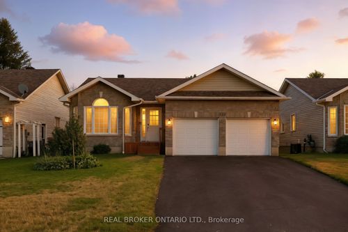 133 Raina Way, Kemptville, ON, K0G1J0 | Card Image