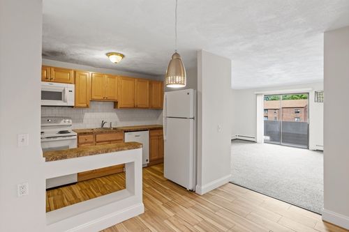 apt-c9-17 Davis Rd, Acton, MA, 01720-4730 | Card Image