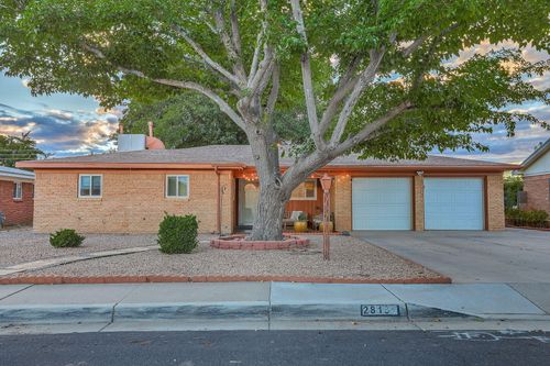 2813 Florida St, Albuquerque, NM, 87110-3357 | Card Image