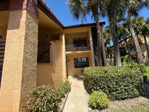 104-6460 Aspen Glen Cir, Boynton Beach, FL, 33437-1821 | Card Image