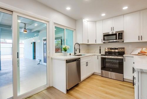 unit-6-3839 Vista Campana S, Oceanside, CA, 92057-8140 | Card Image