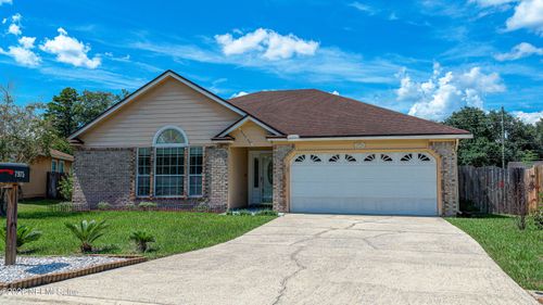 7975 Macinnes Dr, Jacksonville, FL, 32244-5588 | Card Image