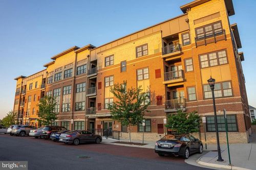 unit-303-2903 Bleeker St, FAIRFAX, VA, 22031-1058 | Card Image