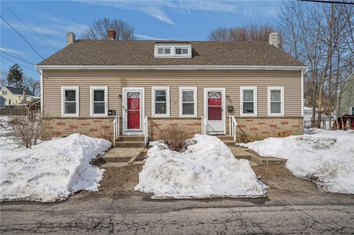 22 Harris St, Coventry, RI, 02816-7813 | Card Image