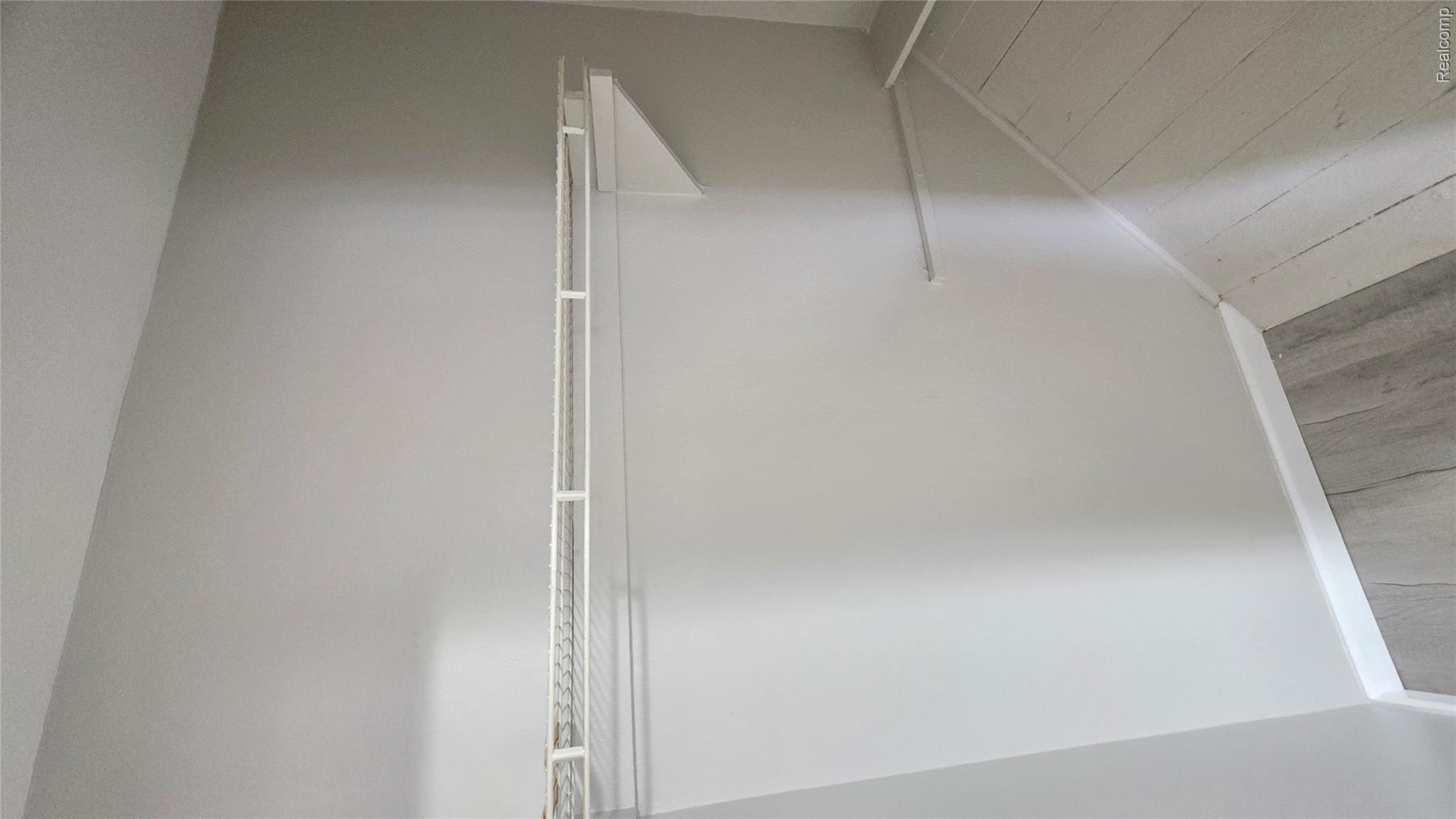 Residential Lease in Westland 3