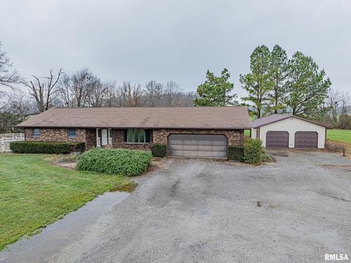 6771 County Highway 23, Ashley, IL, 62808-2213 | Card Image