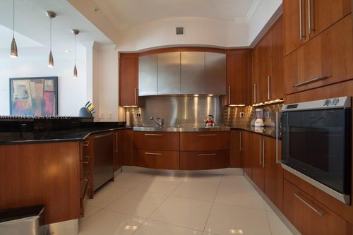 apt-1803-18101 Collins Ave, Sunny Isles Beach, FL, 33160-3384 | Card Image
