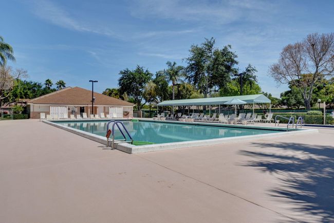8129 Springtree Rd, Condo with 2 bedrooms, 2 bathrooms and null parking in Boca Raton FL | Image 64