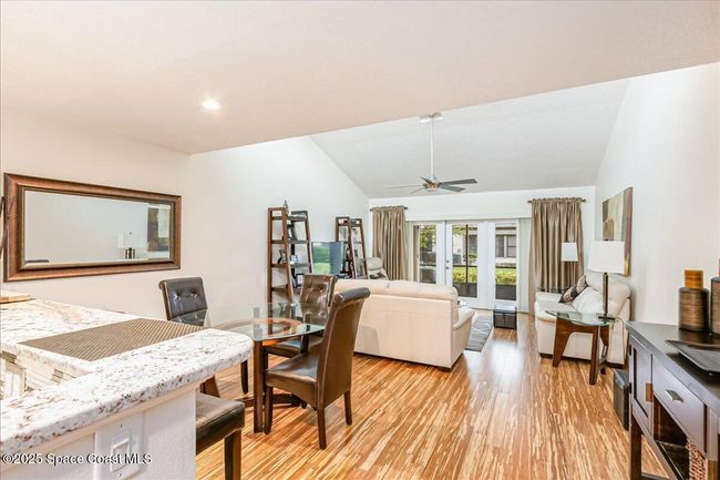 443 Hawthorne Ct, Townhouse with 2 bedrooms, 2 bathrooms and null parking in Indian Harbour Beach FL | Image 9