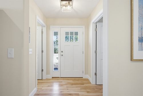 46 Three Ponds Dr, Brentwood, NH, 03833-6659 | Card Image