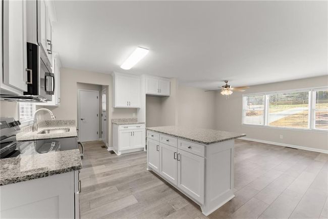 1292 Fernside Dr, House other with 4 bedrooms, 5 bathrooms and 5 parking in Toccoa GA | Image 16