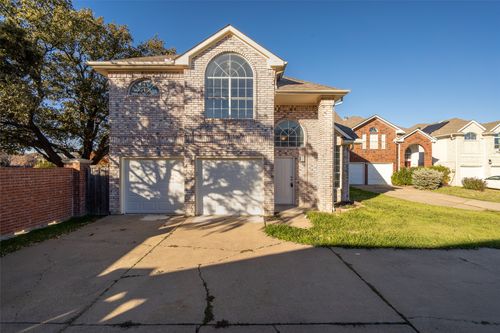 6945 Hickory Crk, Plano, TX, 75023-2044 | Card Image
